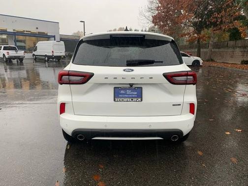 2023 Ford Escape ST-LINE ELITE