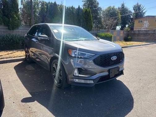 2022 Ford Edge ST