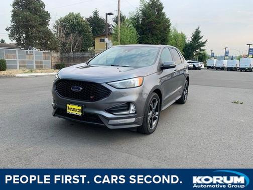 2022 Ford Edge ST