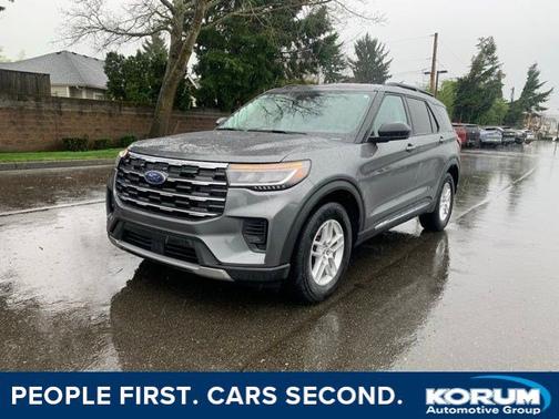 CARBONIZED GRAY METALLIC 2025 Ford Explorer ACTIVE