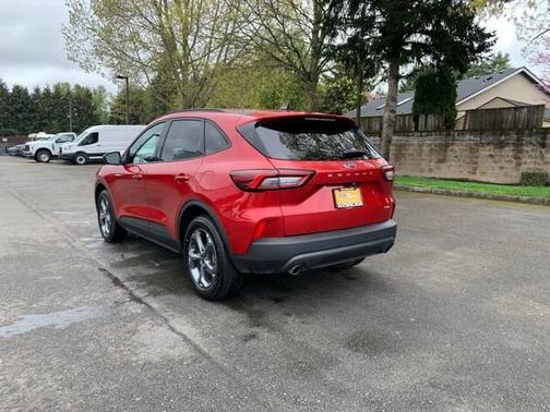 RAPID RED MET TINTED CC 2025 Ford Escape ST-LINE