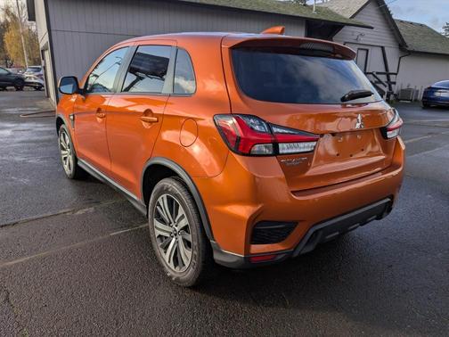 2024 Mitsubishi Outlander Sport 2.0 LE