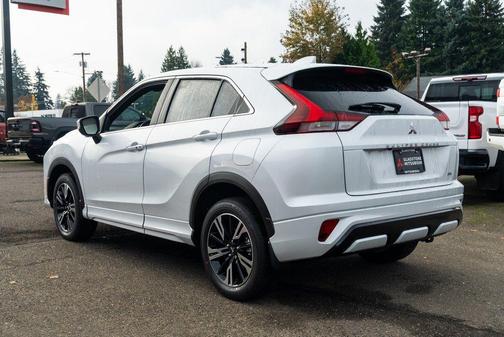 White Diamond 2026 Mitsubishi Eclipse Cross SEL