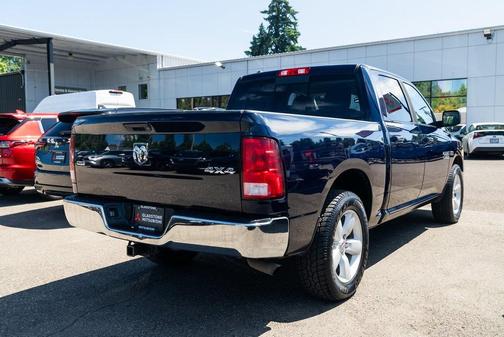 2016 RAM 1500 SLT