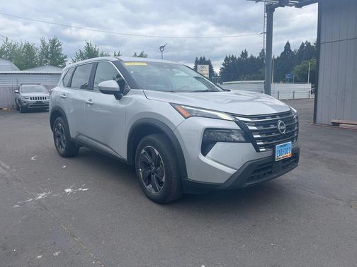 Brilliant Silver Metallic 2025 Nissan Rogue SV