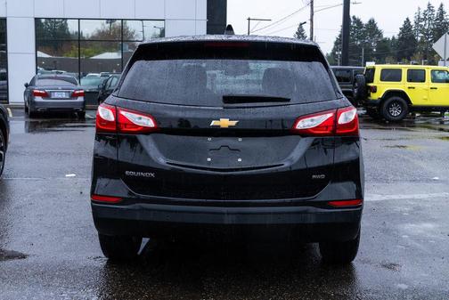 Mosaic Black Metallic 2021 Chevrolet Equinox LS