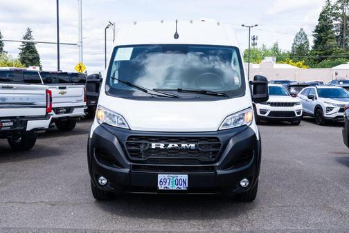 Bright White Clearcoat 2026 RAM ProMaster 2500 Tradesman