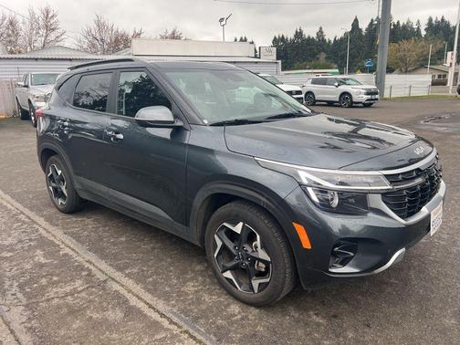 Gravity Gray 2025 Kia Seltos S