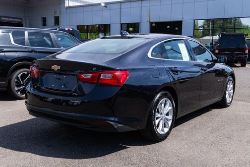 Dark Ash Metallic 2023 Chevrolet Malibu FWD 1LT