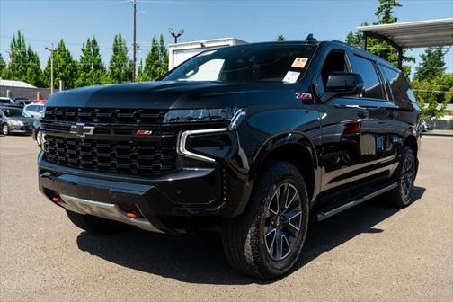 2023 Chevrolet Suburban 4WD Z71