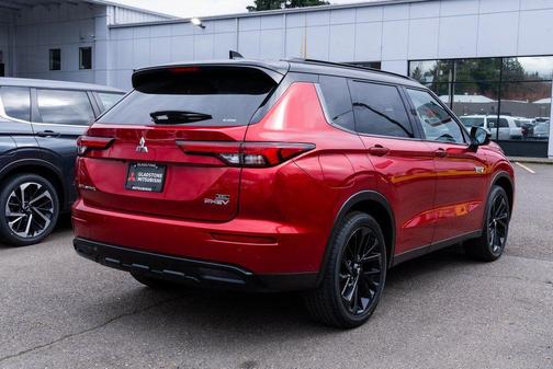 2025 Mitsubishi Outlander PHEV SEL