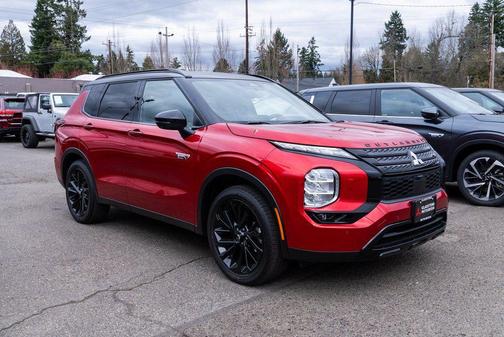 2025 Mitsubishi Outlander PHEV SEL