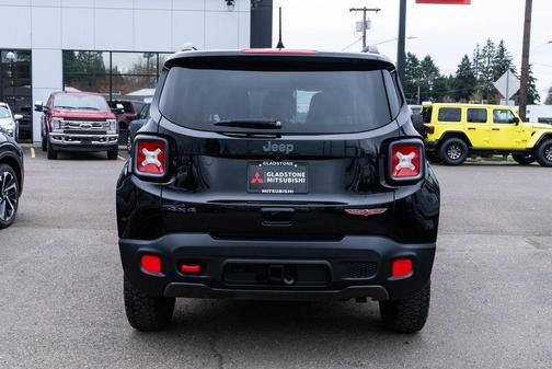 Black 2018 Jeep Renegade Trailhawk