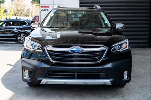 2022 Subaru Outback Touring XT