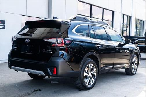 2022 Subaru Outback Touring XT