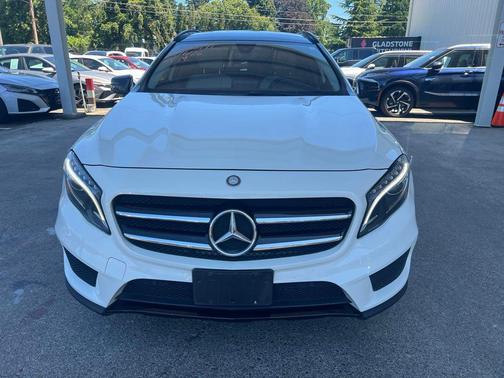 Cirrus White 2017 Mercedes-Benz GLA 250 4MATIC