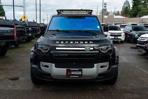 2020 Land Rover Defender 110 SE