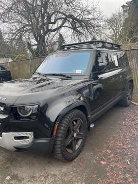 2020 Land Rover Defender 110 SE