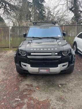 2020 Land Rover Defender 110 SE