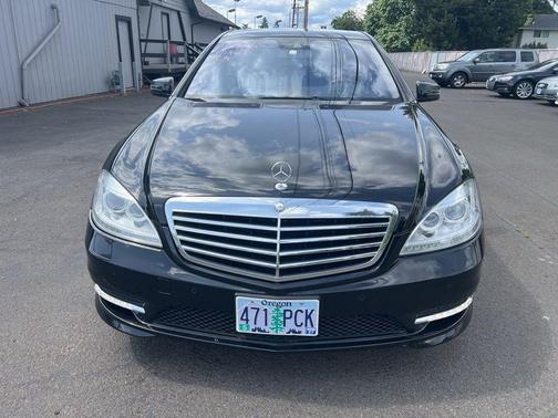 2010 Mercedes-Benz S-Class S 550