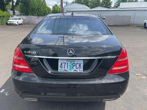 2010 Mercedes-Benz S-Class S 550