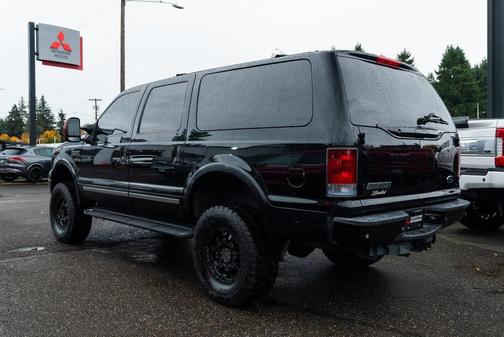 2005 Ford Excursion Limited