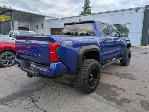 2025 Toyota Tacoma TRD Off-Road
