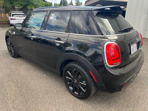 Midnight Black Metallic 2018 MINI Hardtop Cooper S