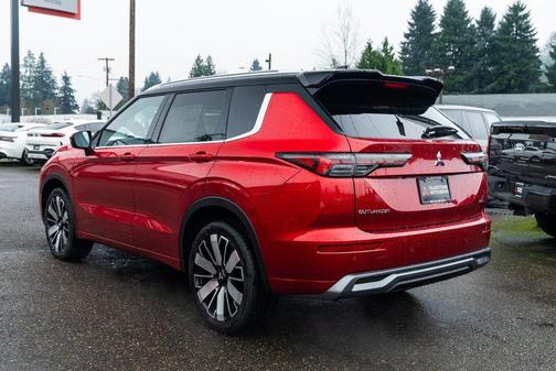 Red Diamond With Black Roof 2026 Mitsubishi Outlander SEL 1.5T S-AWC