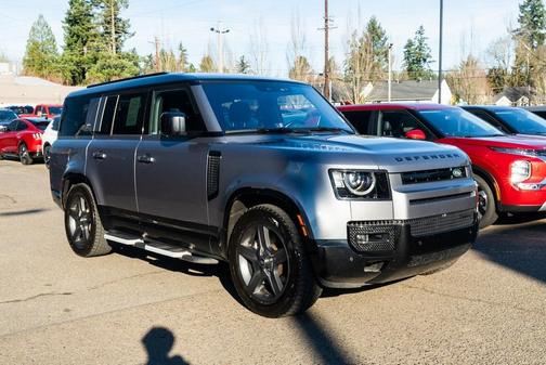 2023 Land Rover Defender 130 X-Dynamic SE