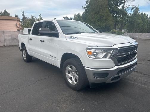 2024 RAM 1500 Big Horn/Lone Star