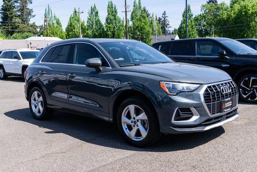 Gray 2020 Audi Q3 45 Premium
