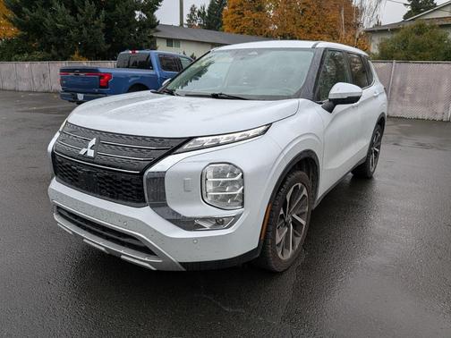 2023 Mitsubishi Outlander SE 2.5 S-AWC