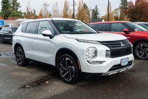2023 Mitsubishi Outlander SE 2.5 S-AWC