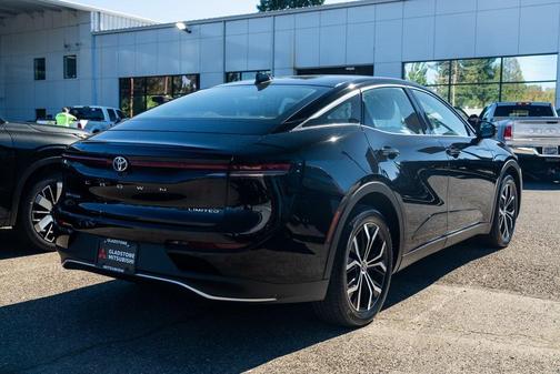 2024 Toyota Crown Limited