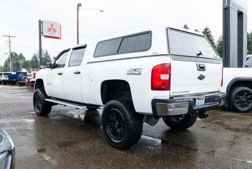 2009 Chevrolet Silverado 2500 Work Truck Crew Cab