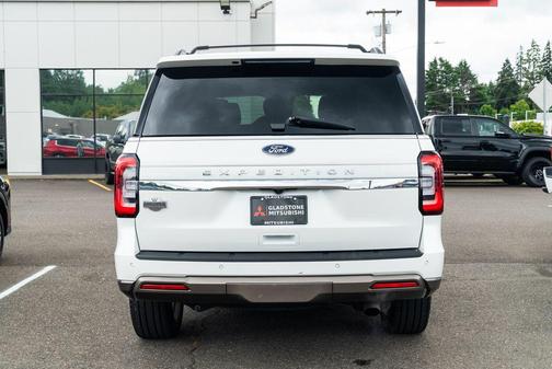 Star White Metallic Tri-Coat 2024 Ford Expedition King Ranch