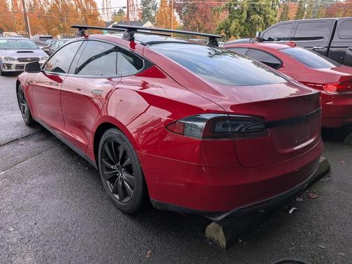 2015 Tesla Model S 85D