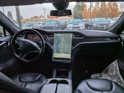 2015 Tesla Model S 85D