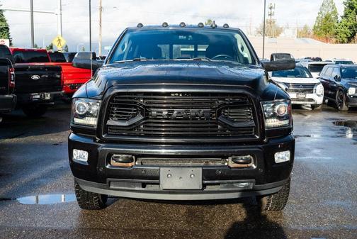 2018 RAM 3500 Laramie Crew Cab 4x4 8' Box
