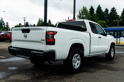2023 Nissan Frontier S
