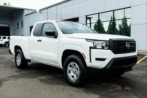 2023 Nissan Frontier S