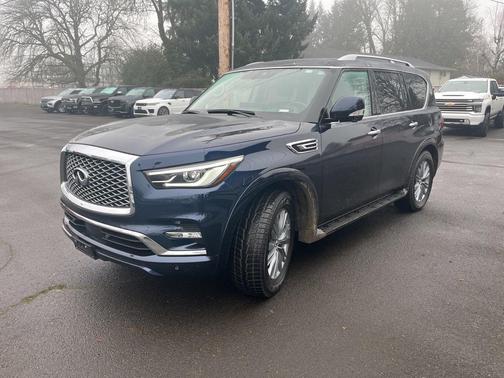 2024 INFINITI QX80 Luxe
