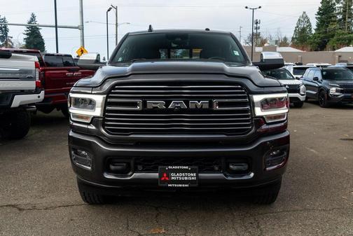 2021 RAM 3500 Laramie Crew Cab 4x4 8' Box