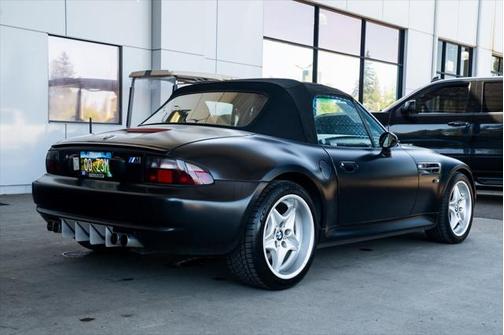 2000 BMW M Base