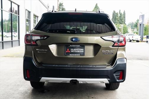 2022 Subaru Outback Touring XT