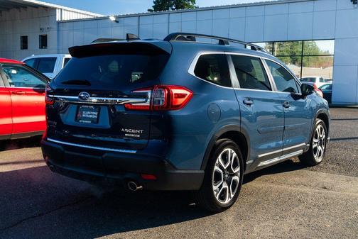 2024 Subaru Ascent Limited 8-Passenger