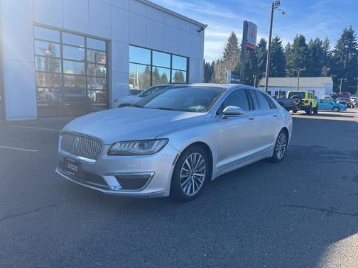 2017 Lincoln MKZ Base