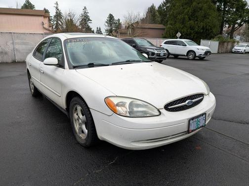 2002 Ford Taurus SES