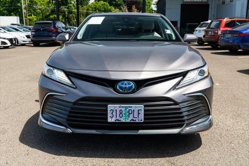 2023 Toyota Camry Hybrid XLE